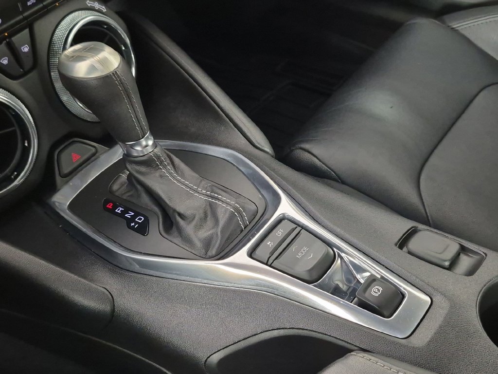 Certified 2018 Chevrolet Camaro SS RWD image 26