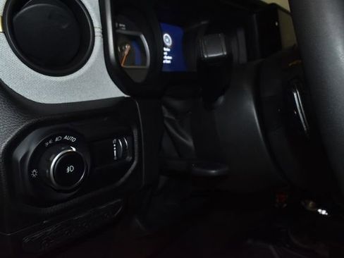 Used 2024 Jeep Wrangler Unlimited Sport AWD/4WD image 25