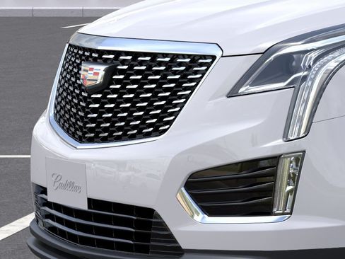 New 2026 Cadillac XT5 Luxury AWD/4WD image 13