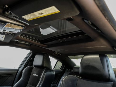 Used 2019 Dodge Charger Scat Pack w/ Daytona Edition Group RWD image 5