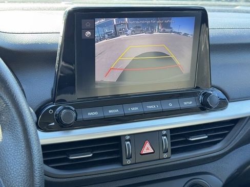 Used 2024 Kia Forte LXS image 27