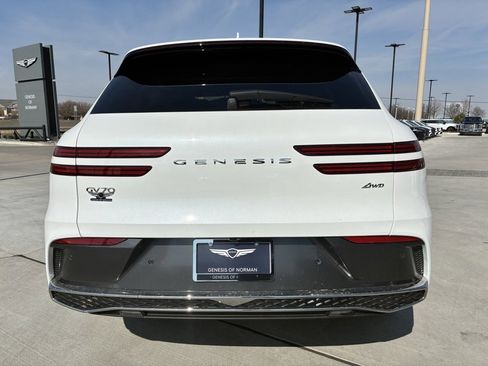 New 2026 Genesis GV70 2.5T Advanced image 6