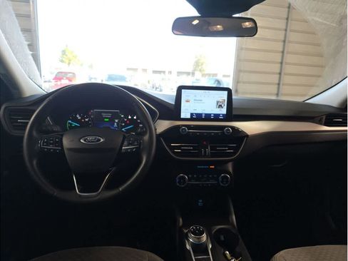 Used 2022 Ford Escape SE w/ Convenience Package image 16