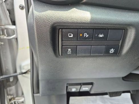 Used 2023 Nissan Versa S w/ S Plus Package FWD image 16