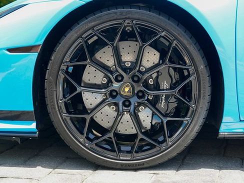 Used 2024 Lamborghini Huracan Tecnica RWD image 14