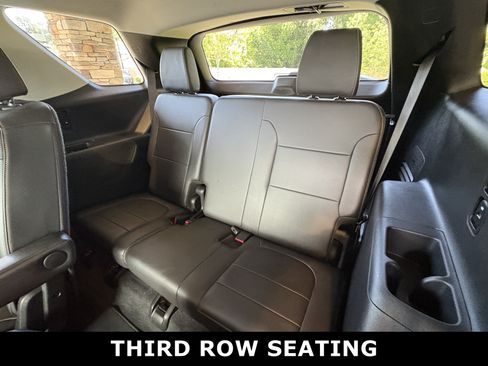 Used 2021 Chevrolet Traverse RS FWD image 26