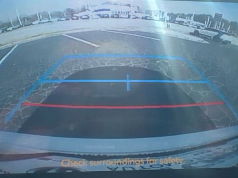 Used 2025 Toyota Corolla LE image 28