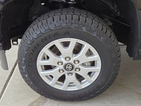 Used 2024 Toyota Tacoma SR5 image 11