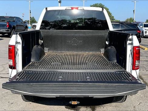 Used 2017 Ford F150 XLT AWD/4WD image 15