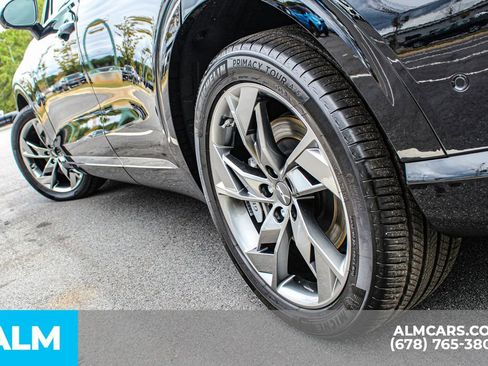 Used 2024 Genesis Electrified GV70 Advanced image 15