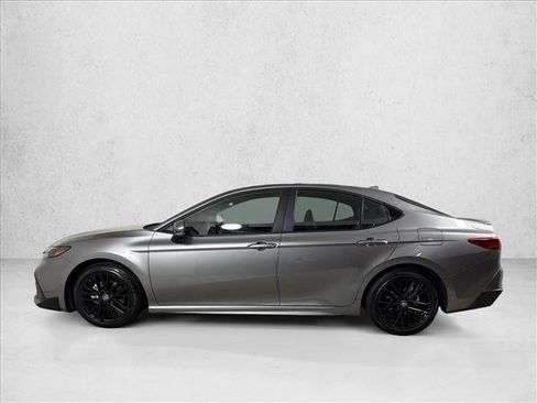 Used 2026 Toyota Camry SE FWD image 6