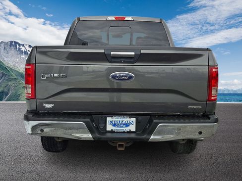 Used 2015 Ford F150 XLT w/ Equipment Group 302A Luxury image 5