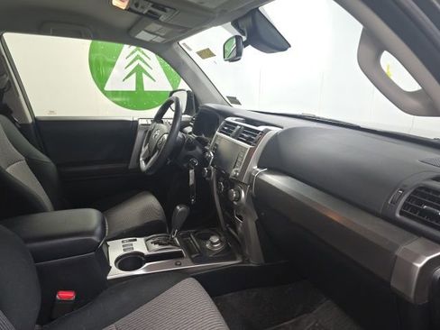 Used 2021 Toyota 4Runner SR5 AWD/4WD image 13
