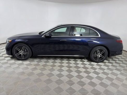 New 2026 Mercedes-Benz E 350 4MATIC Sedan image 4