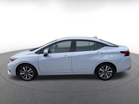 Used 2025 Nissan Versa SV FWD image 8