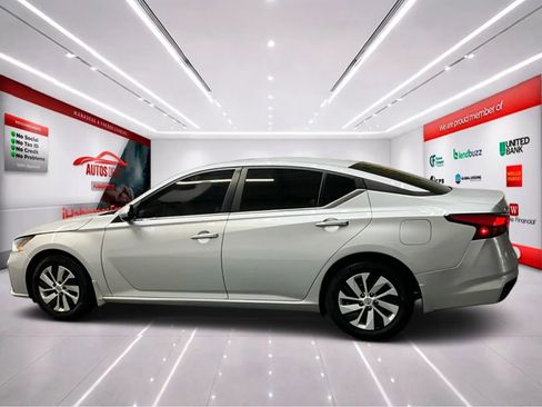 Used 2023 Nissan Altima 2.5 S FWD image 5