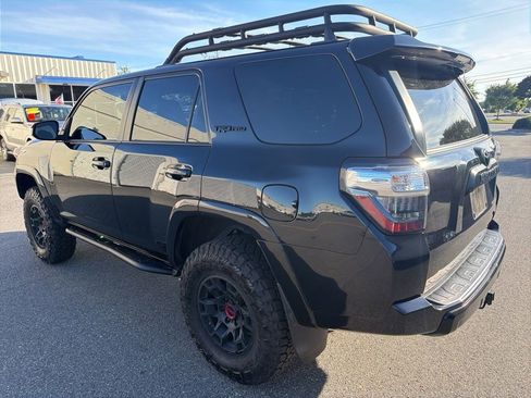 Used 2022 Toyota 4Runner TRD Pro AWD/4WD image 5