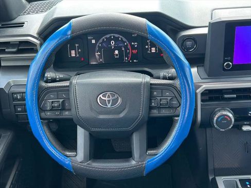 Certified 2026 Toyota Tacoma SR5 RWD image 38