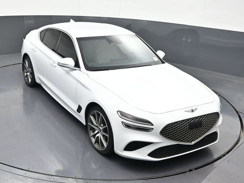 Used 2023 Genesis G70 2.0T RWD image 26