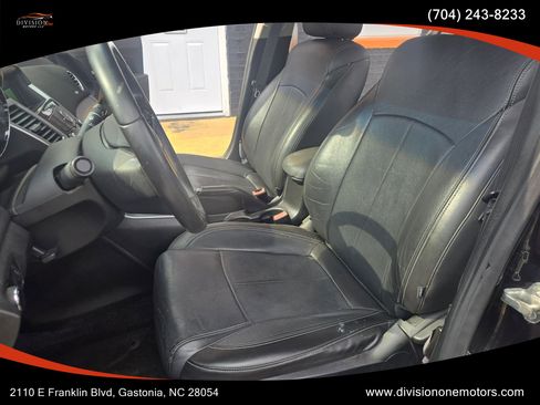 Used 2011 Chevrolet Cruze LTZ FWD image 7