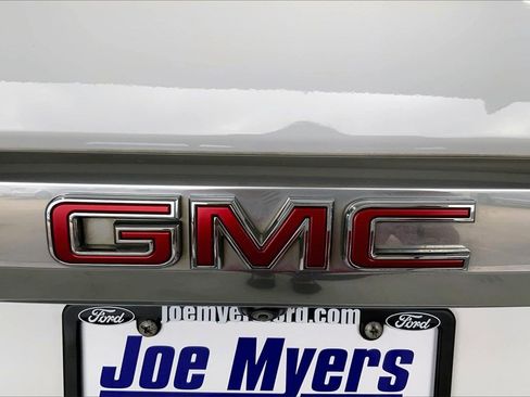 Used 2021 GMC Yukon Denali image 31