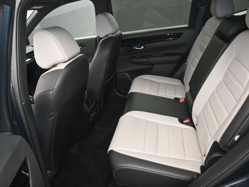 Used 2025 Honda CR-V Sport Touring image 12