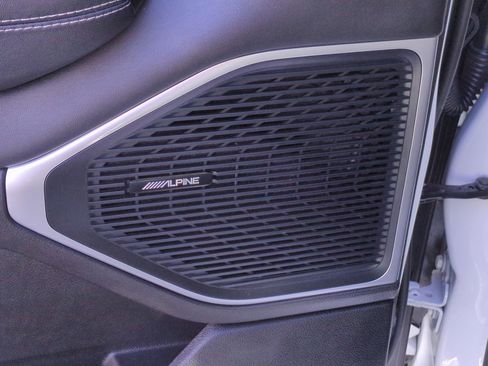 Used 2024 Jeep Wagoneer L Series III w/ Flexible Seating Group image 17