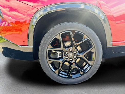 Used 2024 Chevrolet Traverse RS w/ LPO, Floor Liner Package image 41