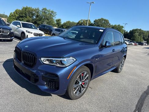 Used 2023 BMW X5 xDrive45e w/ Executive Package AWD/4WD image 4