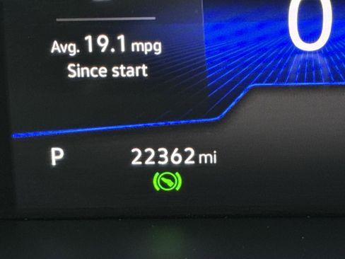 Certified 2022 Volkswagen Taos SE image 12