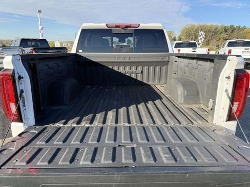 Used 2022 GMC Sierra 1500 Denali w/ Denali Reserve Package image 9
