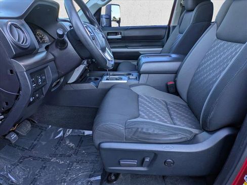 Used 2018 Toyota Tundra SR5 image 17