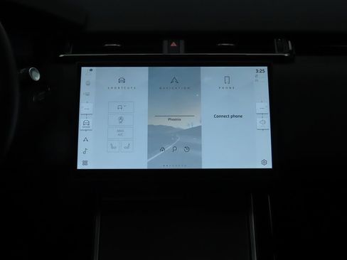 Used 2025 Land Rover Range Rover Velar Dynamic SE image 14