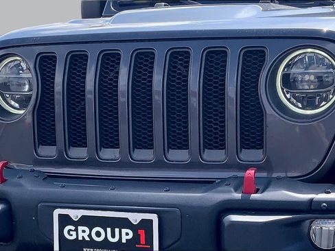 Used 2018 Jeep Wrangler Unlimited Rubicon w/ Dual Top Group AWD/4WD image 30