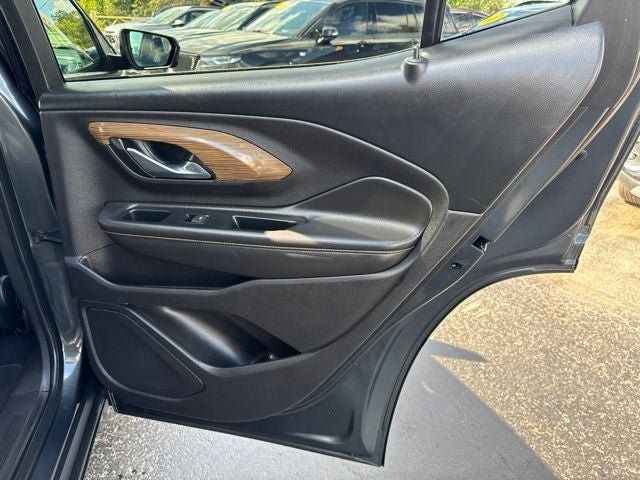 Used 2018 GMC Terrain SLE w/ Driver Convenience Package FWD image 22