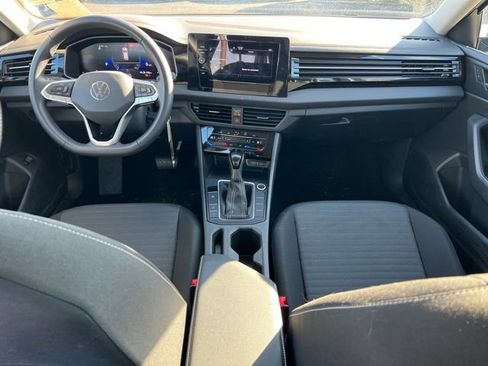 Used 2025 Volkswagen Jetta S image 12