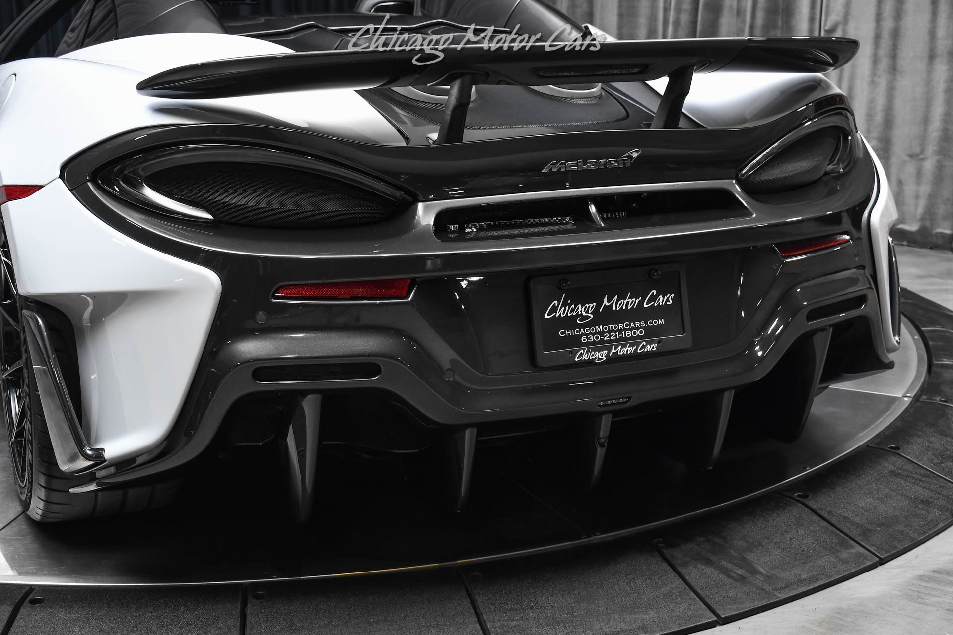 Used 2020 McLaren 600LT Spider RWD image 45