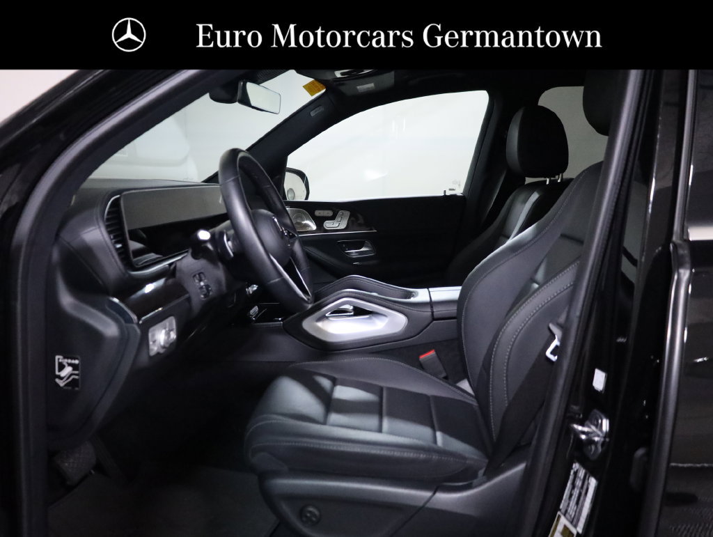 Used 2025 Mercedes-Benz GLS 450 4MATIC image 12