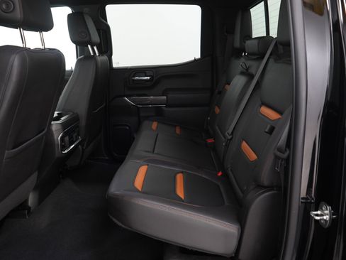 Used 2022 GMC Sierra 1500 AT4 w/ AT4 Premium Package image 15