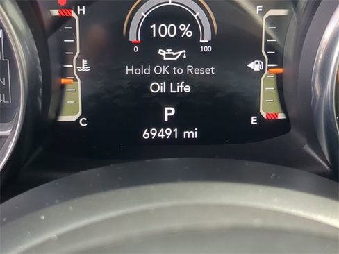 Used 2021 Jeep Wrangler Unlimited Sport image 32