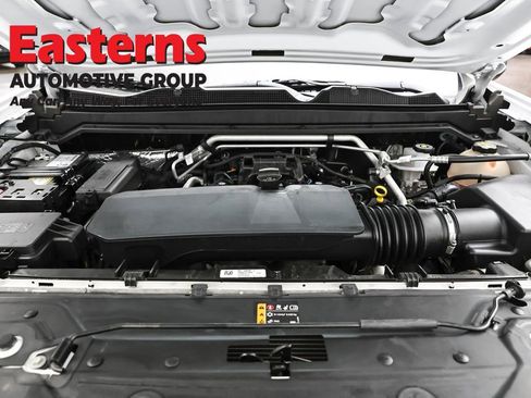 Used 2024 Chevrolet Colorado W/T RWD image 7