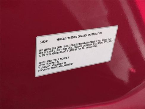 Used 2022 Tesla Model Y Performance AWD/4WD image 29