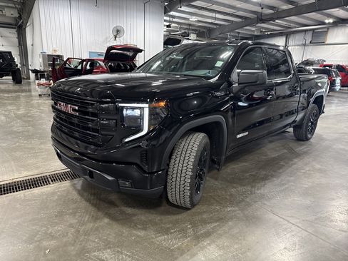 Used 2025 GMC Sierra 1500 Elevation AWD/4WD image 6