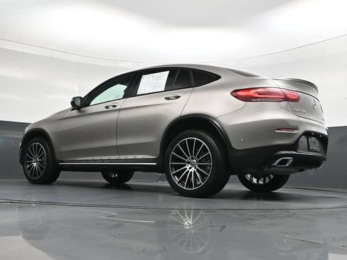 Used 2022 Mercedes-Benz GLC 300 4MATIC Coupe image 37