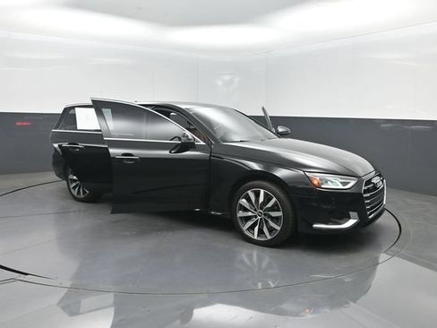 Used 2022 Audi A4 2.0T Premium w/ Convenience Package AWD/4WD image 36