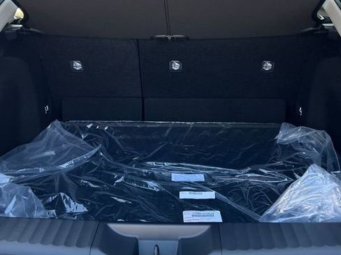 New 2026 Toyota Prius LE image 39