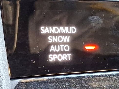 New 2025 Jeep Grand Cherokee Limited w/ Black Appearance Package image 15