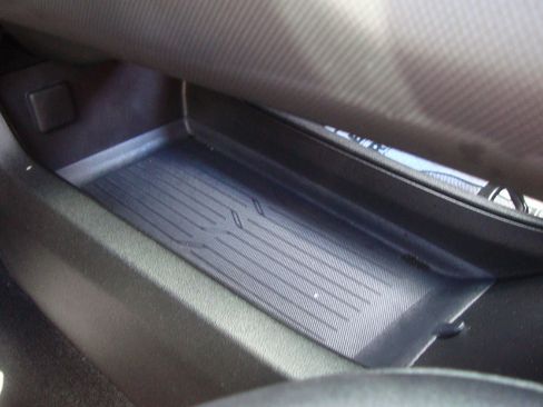 Used 2025 Chevrolet Equinox EV RS image 20