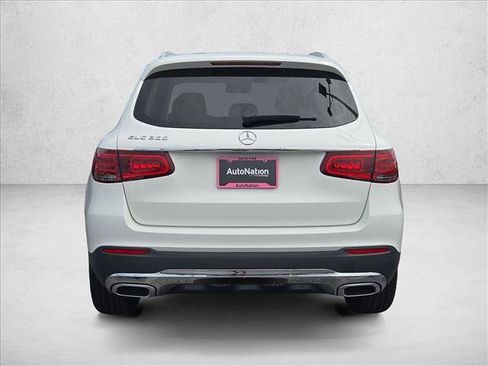 Used 2022 Mercedes-Benz GLC 300 image 7