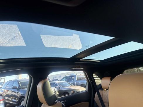 Certified 2024 Ford Edge Titanium w/ Titanium Elite Package image 29